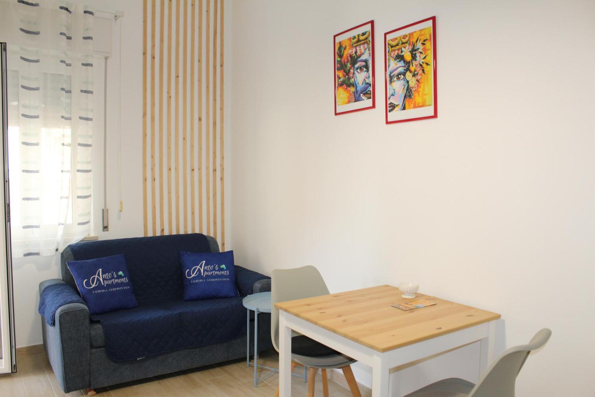 Anto'S Apartment - Giardini-Naxos Extérieur photo